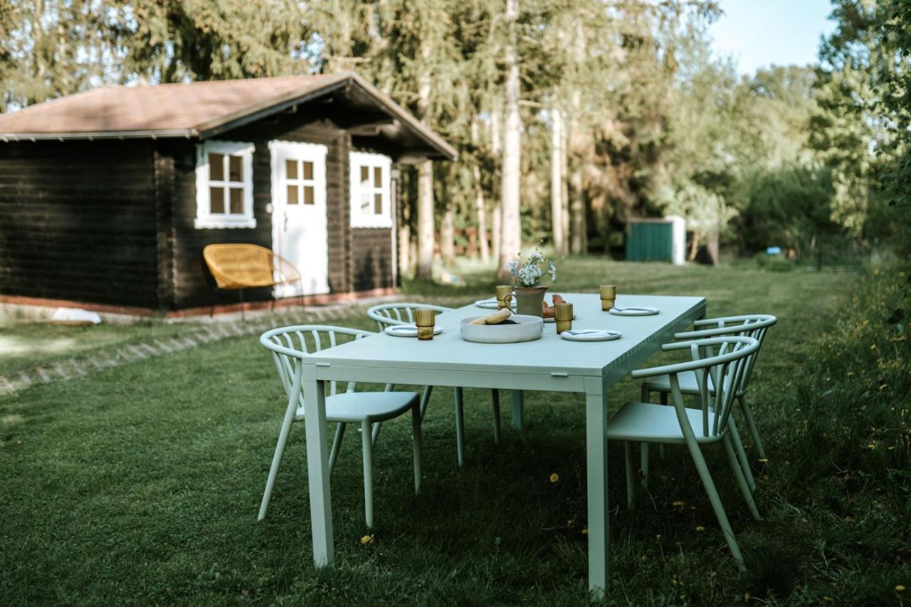 Wunderschoenes Chalet Mit Gaestehaus In Der Natur Mit Fass-Sauna Sangerhausen Εξωτερικό φωτογραφία