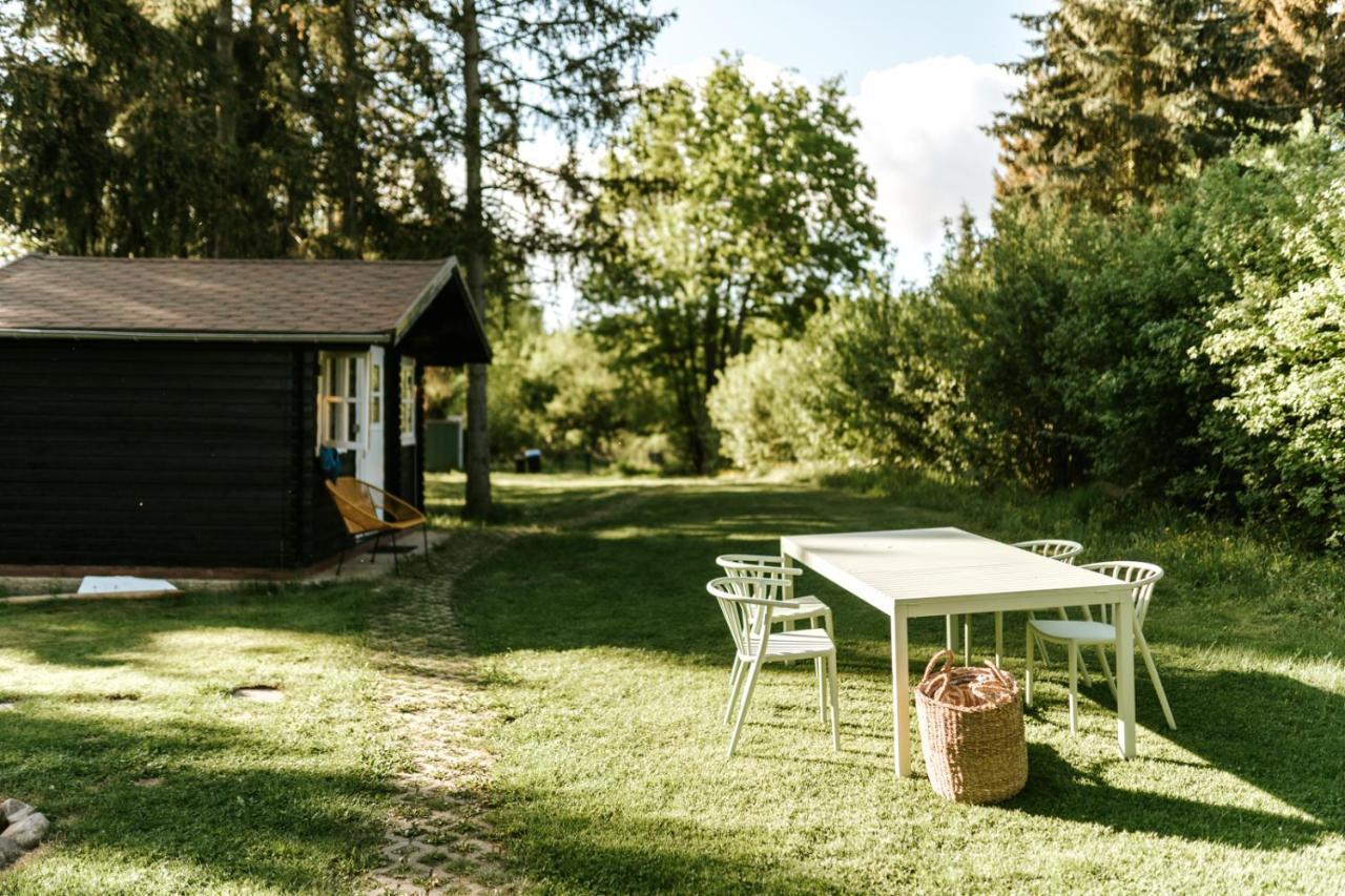 Wunderschoenes Chalet Mit Gaestehaus In Der Natur Mit Fass-Sauna Sangerhausen Εξωτερικό φωτογραφία